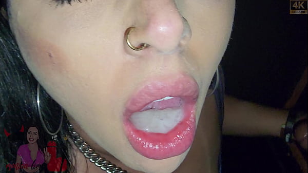 Ganhando_leitinho_no GloryHole do_jeitinho que eu_gosto