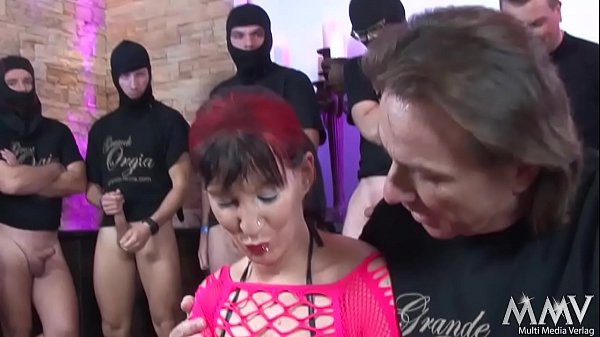 Play MP4 - Samy Saint - Bukkake - im Netz das fetzt