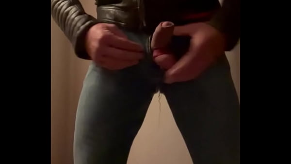 Jerking my cock till the end 