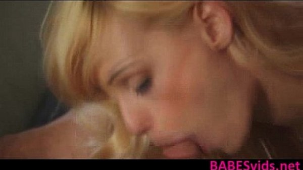 Amateur Porn With A Hot Real Beauty () 