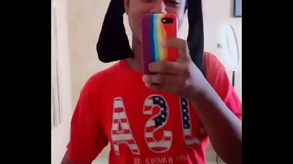 Mi prima me pide que le ayude en algo y lo terminamos haciendo 