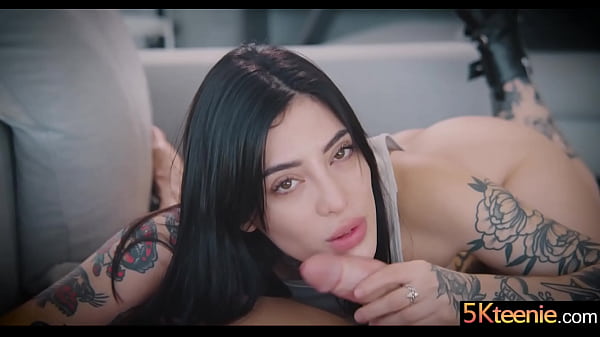 Cum blasts her pretty face 