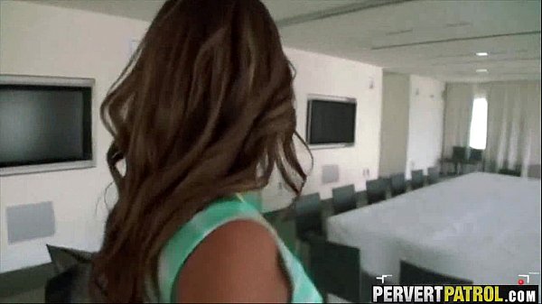 Picked up_a sluttybeach babe and_fucked her in a_hotel Abella Johnson 1