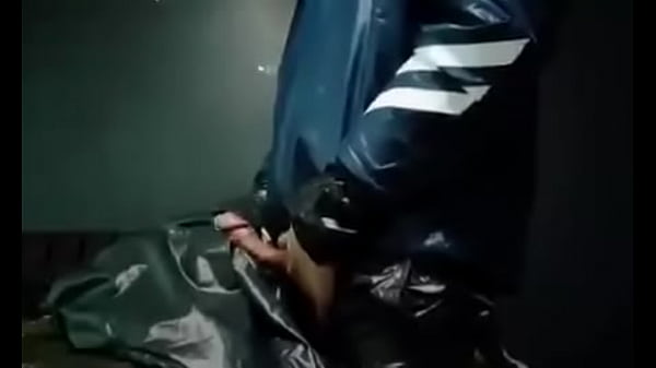 Play MP4 - Shiny nylon &period;&period;&period; Tela sire&period;&period;&period; Rompeviento paja 2