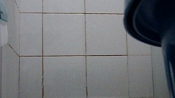 Spy cam-Girl Shower.AVI 