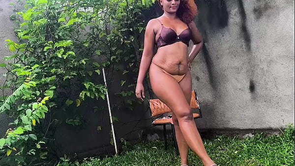 Big booty queen nilmini sheron 4 g string try on halu with oil