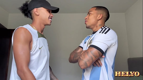 GOSTOU DO RAB&Atilde_O DO PARCEIRO MARCANDO NO SHORTS