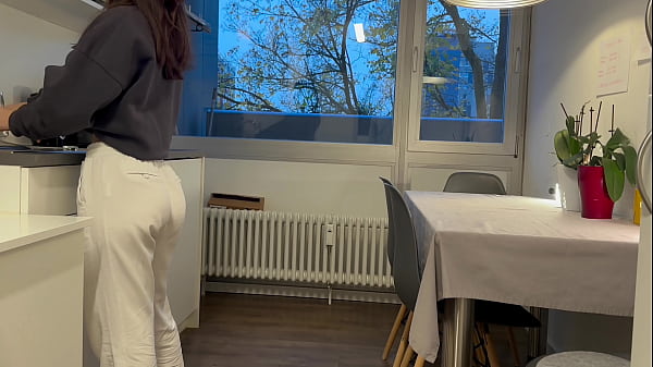 Play MP4 - Roommate Fucks me Hard&excl;&excl;