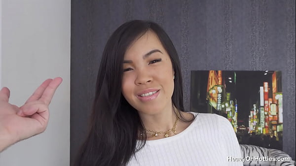 Naughty Vietnamese Babe Jade Pham Laps Up Cum After Sucking And Fucking In Amateur Porno thumbnail