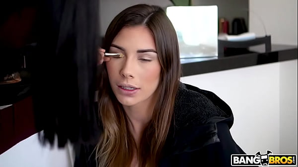 Play MP4 - BANGBROS - Big Tits Round Asses Behind The Scenes With MILF Lexxi Steele