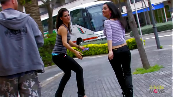 Seducing A Random Beauty On The Street And Having Lots Of Hot Sex thumbnail