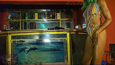 Nonton Bar Hopping One Night Ends Up Me Sucking Cock With Ice Cream Then Getting Fuck Right There By The Bar!! thumbnail