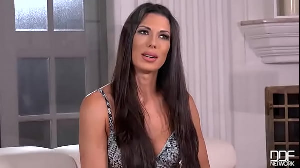 Sex goddess interview seductress show & tell