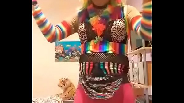TANDOORIDICK69 IN MINI SKIRTSHOWINGKNICKERS