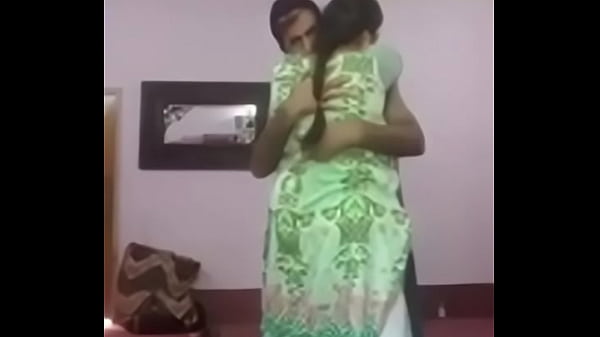 Desicouplesin bed_room