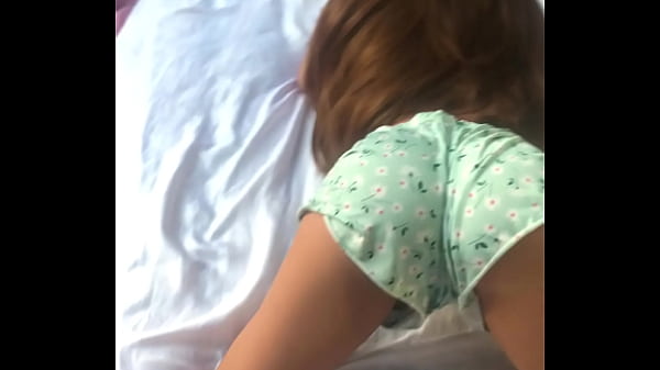 Velho esem vergonha padrasto dando em_cima DA_ANA ALICE SEX TOY