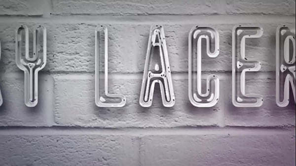 Nonton Transei Uma Modelo Cavalona Loira Milf E O Nosso Vizinho Veio Nos Comer thumbnail