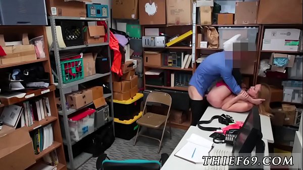 Teen webcam masturbationwith cucumber squirt and army uniforms_sex