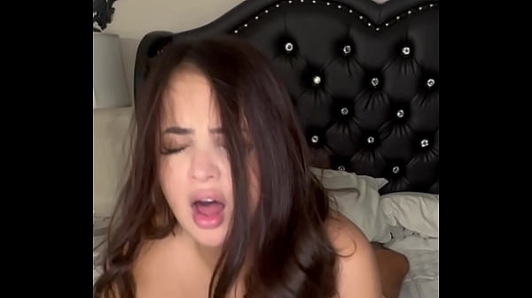 Eating Pussy Xmas thumbnail