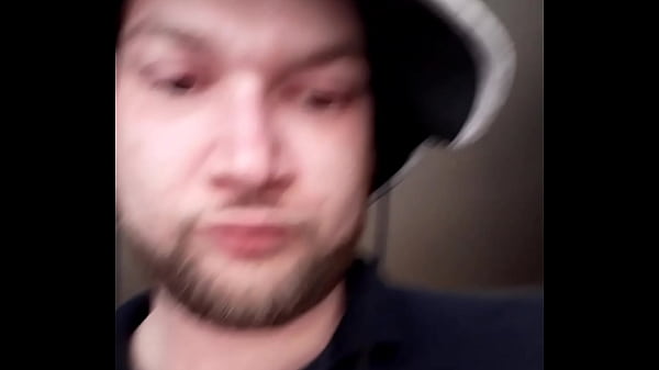 They calledme erntdogg I got a big8 inch_dick is_thick plenty of_girls I_m 26 years old 6ft 240 lb I loveto fuckI wouldlove tofuck