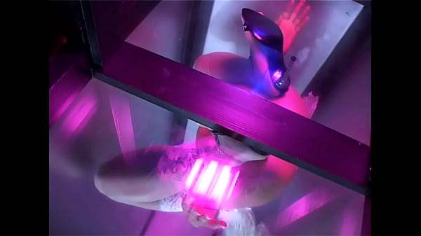 Nonton Jane Darling Masturbates While Wearing Angel Wings And Stilettos thumbnail