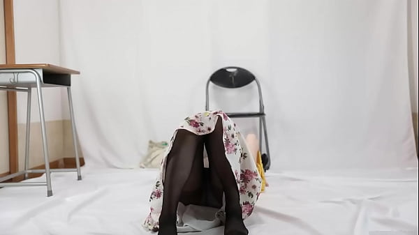 Nonton Amateur Slightly Soiled Underwear Photo Session thumbnail