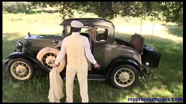 YouPorn Sexy_blonde girl in retro porn film