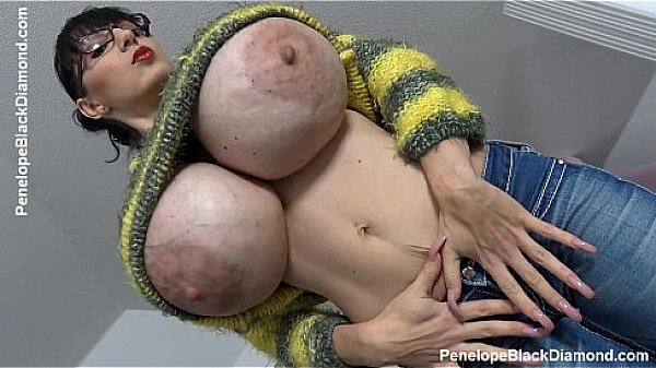 Welcome to my fan base i'm penelope black diamond come in and enjoy amazing amount of daily content