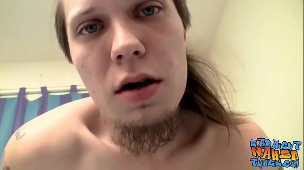 Tattooed fucker Max Ward masturbates 
