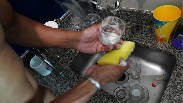 Falou pra Esposa que estavaajudando a Enteada no almoço AmoPornoBR