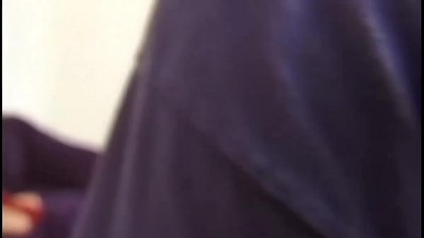 Play MP4 - Indian Hindi Wife with Big Boobs and Wet Pussy fucks with Stranger from US