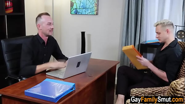 Play MP4 - Gay stepson makes a move on step daddy in the office - taboo gay sex