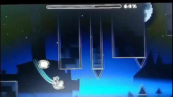 ME MASTURBO MIENTRAS JUEGO GEOMETRY DASH_A LAS 3AM