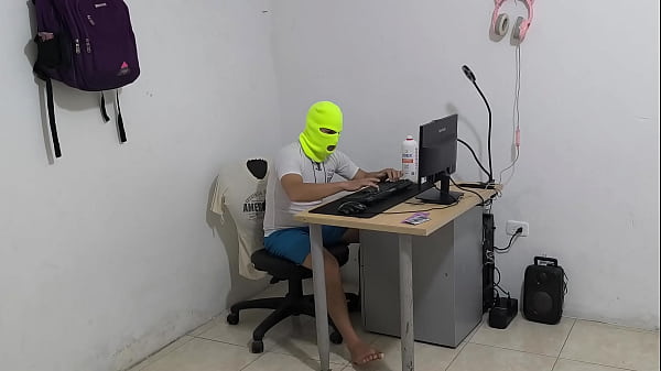 Nonton A Dirty Neighbor Comes To Ask Her Neighbor For Cock And Acts Like A Snail thumbnail