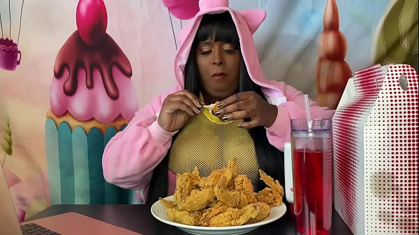 Stuffing while watching porn