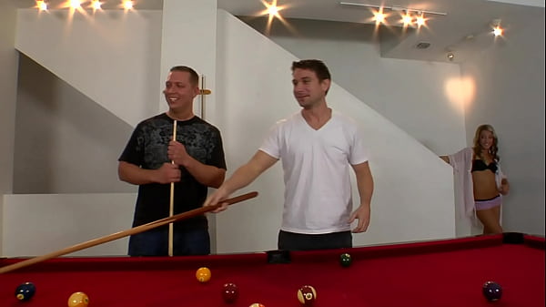 Nonton Milf Kara Novak Fucks Her Two Producers thumbnail