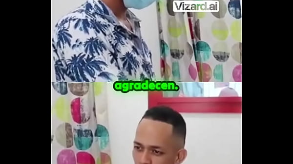 La satisfacci&oacute;n del cliente en la barber&iacute;a #historia #elchicletv #comunidad #atrevidoypegajoso #familia #talento #arte ... 