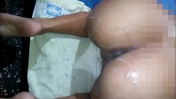 le bañan de_leche a_mi mujer