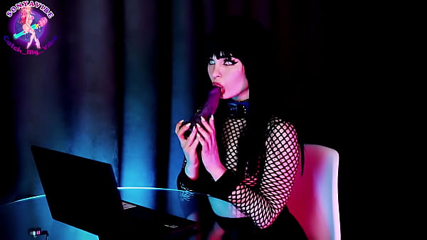 Hinata Uses A Dildo Jutsu & Fucks His Wet Pussy While Waiting For Naruto thumbnail