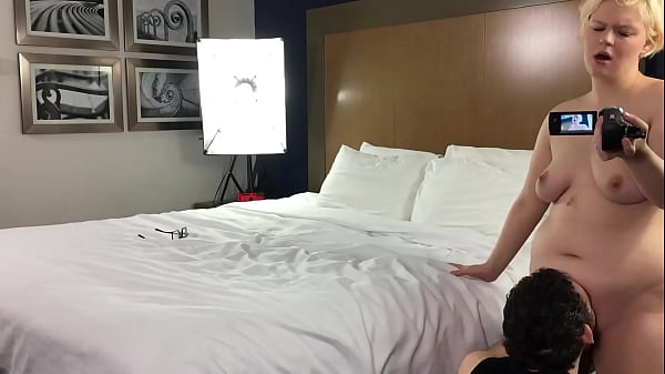 Play MP4 - Preview - Violet Vixen - Part 2 - Close Angle