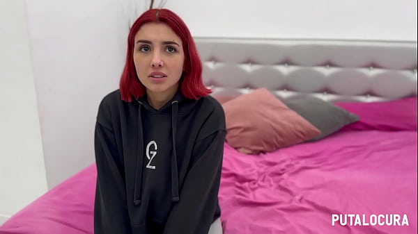 Play MP4 - PutaLocura - Torbe convence a la modelo pelirroja tetona Judiyu en Pilladas