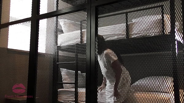 Play MP4 - What Happens in Sex Rehab