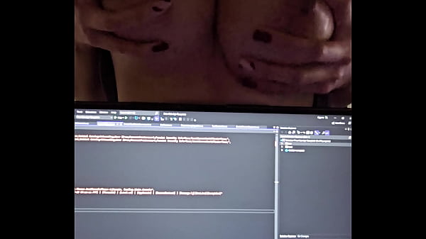 I interrupt my boyfriend to fuck me while programming 
