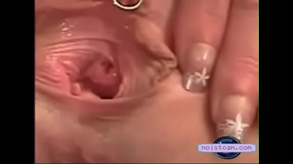 moistcam com Closeup sexypussy takes a pencil free xxx cam