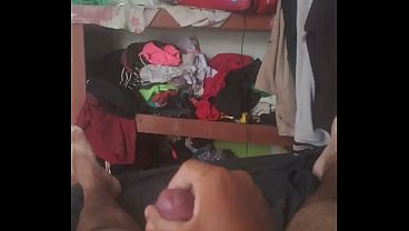 Me masturbando at&eacute_ gozar