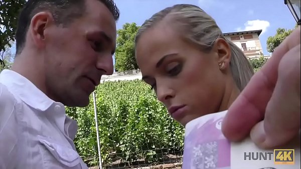 Hunt4k she almost lost her wallet but found crazy sex