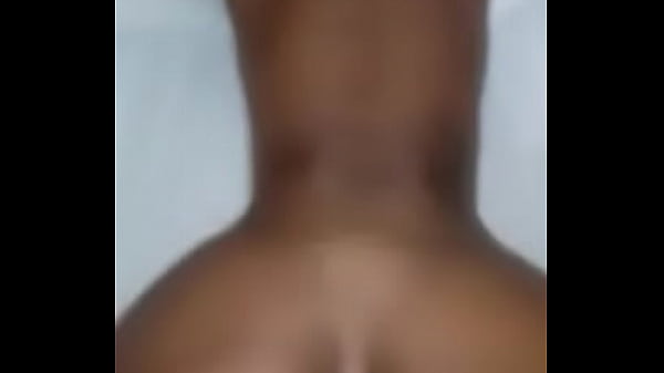 Play MP4 - Morena gostosa gemendo