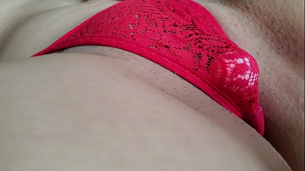 Nonton Uso Una Tanga Roja Mientras Mi Juguete Sexual Vibra thumbnail