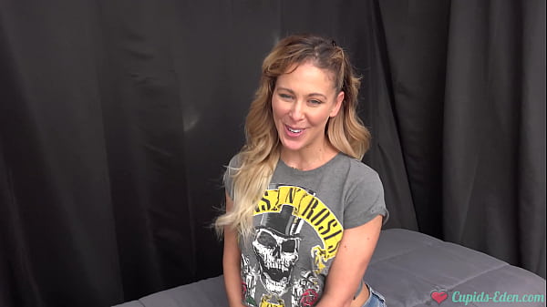 Play MP4 - Cherie Takes Advantage of Neighbor-Boy