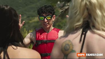 Nonton The Step-sisters Play Poolside With Lingerie-clad Teens. The Porn Embarks With A Blondie And A Redhead With Natural Breasts, Moist Tan Lines, And Fellate Blowjobs With Yam-sized Cocks! Pool Time With Stepsisters Turns Into A Horny thumbnail